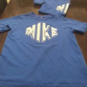 Nike T shirt (listing2)